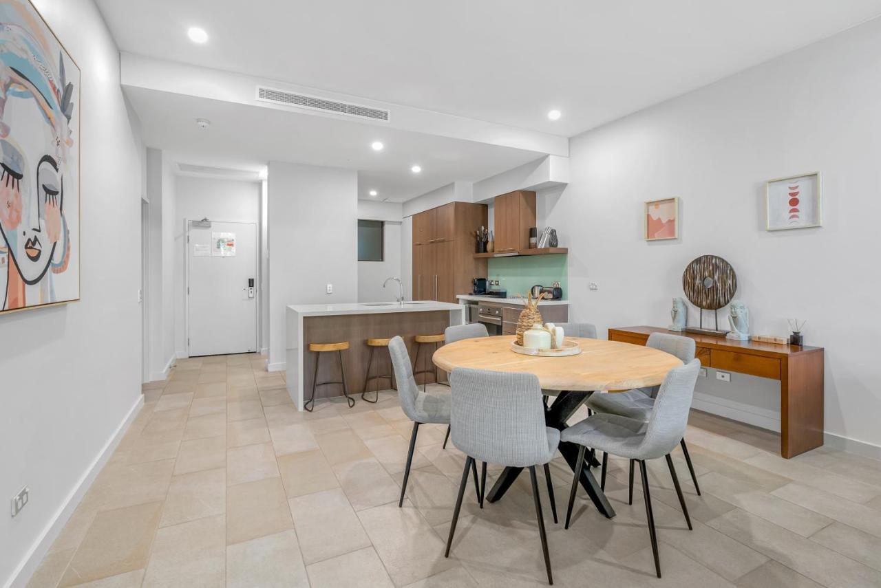 Elysium Private Apartments Triton By The Sea Палм Коув Екстериор снимка