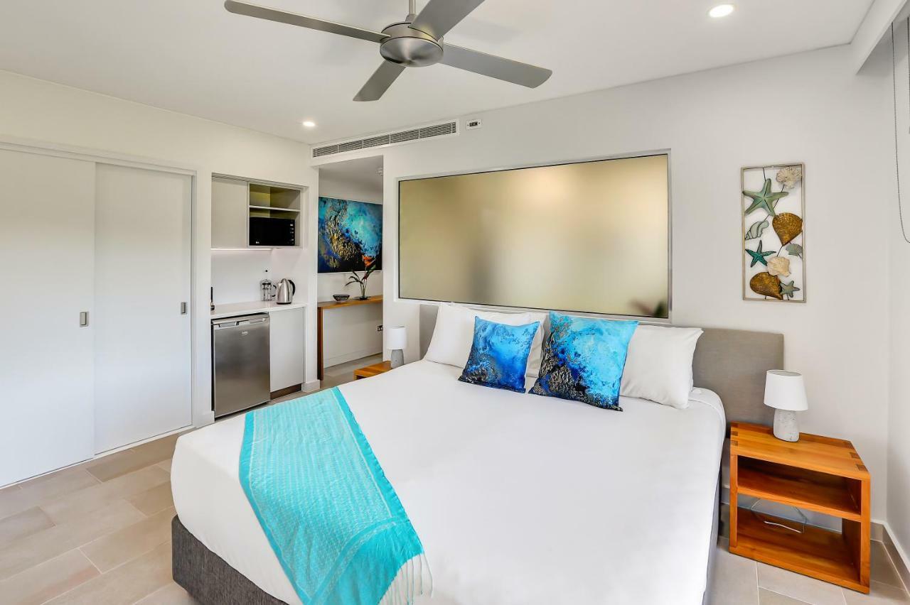 Elysium Private Apartments Triton By The Sea Палм Коув Екстериор снимка