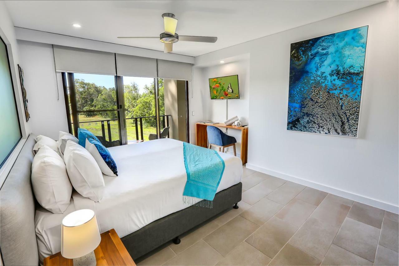 Elysium Private Apartments Triton By The Sea Палм Коув Екстериор снимка